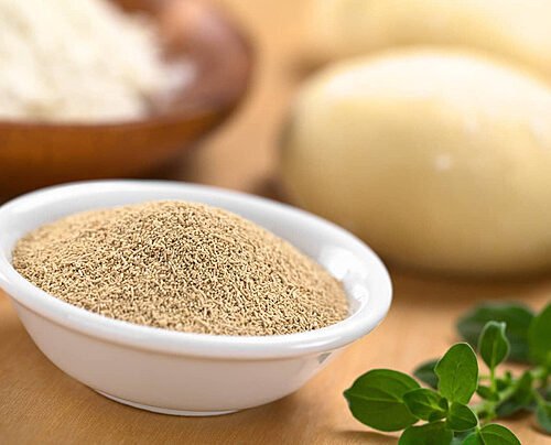 خميرة مجففة